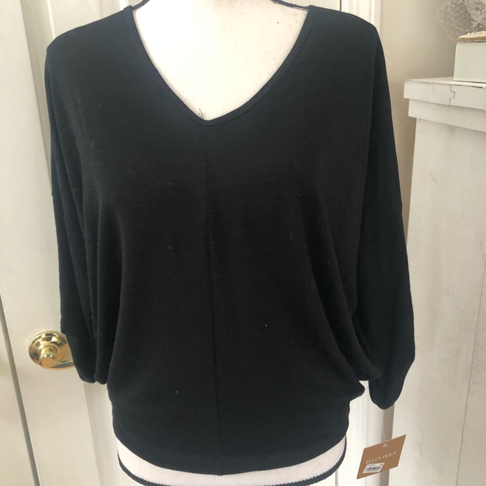 Ellen Tracy v-neck top